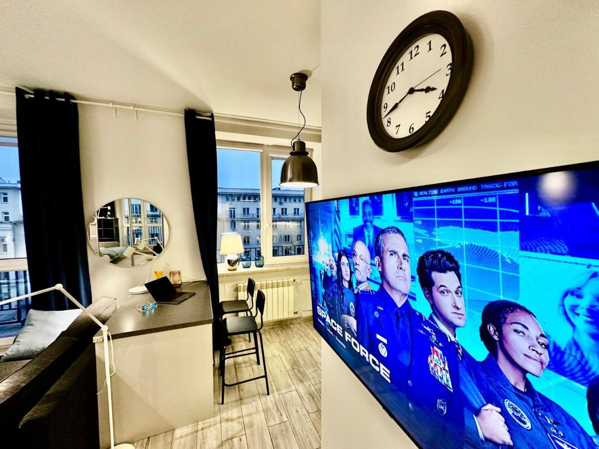 Super Forum 2 Metro Fast Wifi Netflix, Hbo, Appletv Варшава Екстер'єр фото